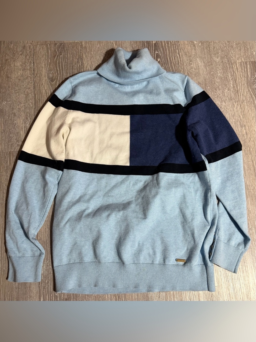 Tommy Hilfiger Light Blue, Navy & Cream Colorblock Turtleneck Sweater